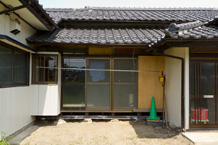Mr. Yoshida’s Houses in the Okada Area